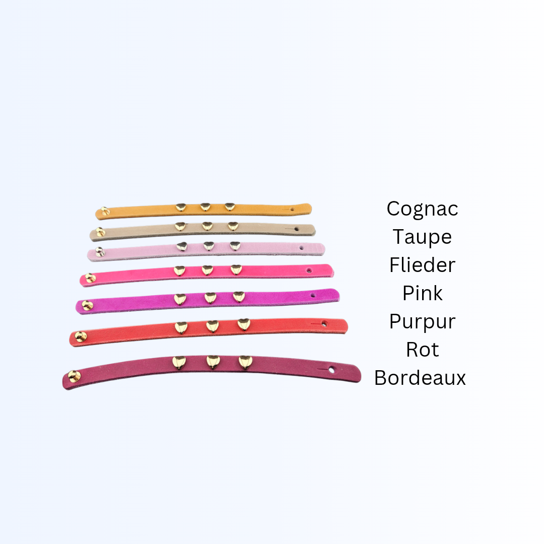1402 Armband mit Herznieten