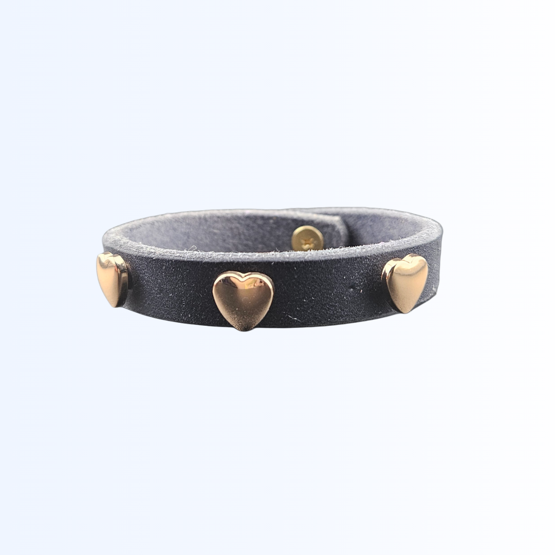 1402 Armband mit Herznieten